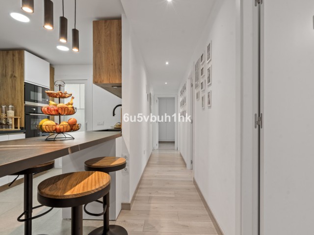 Appartement avec 4 Chambres  à Estepona