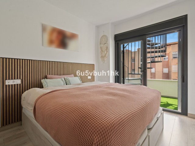 Appartement avec 4 Chambres  à Estepona