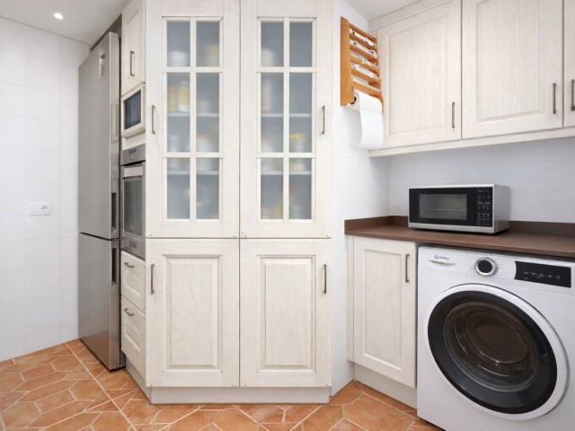 Appartement avec 3 Chambres  à Estepona