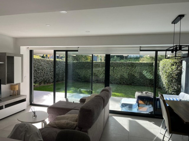 3 Bedrooms Apartment in Selwo