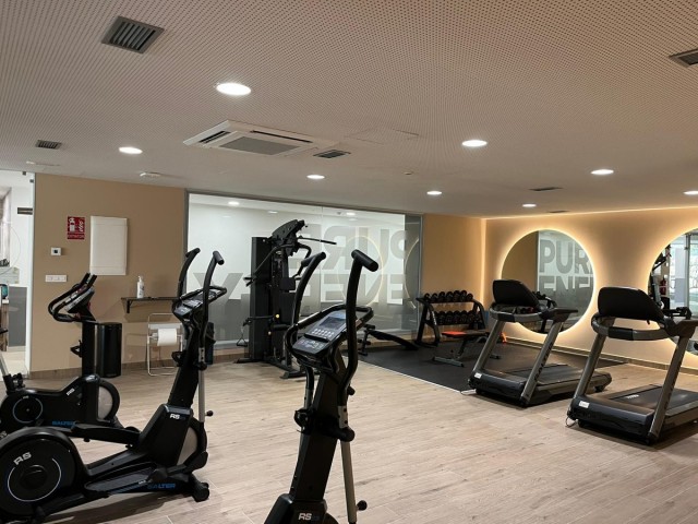 3 Bedrooms Apartment in Selwo