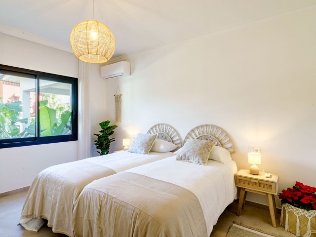 6 Bedrooms Villa in Marbella
