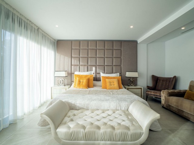 5 Slaapkamer Villa in Nueva Andalucía