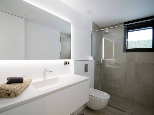 5 Slaapkamer Villa in Nueva Andalucía