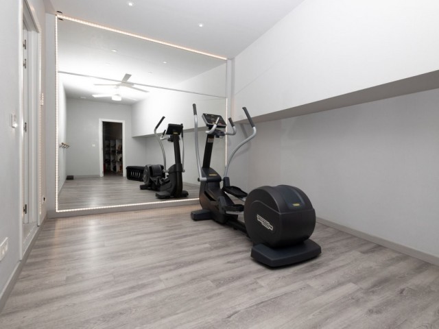 4 Bedrooms Townhouse in Calahonda