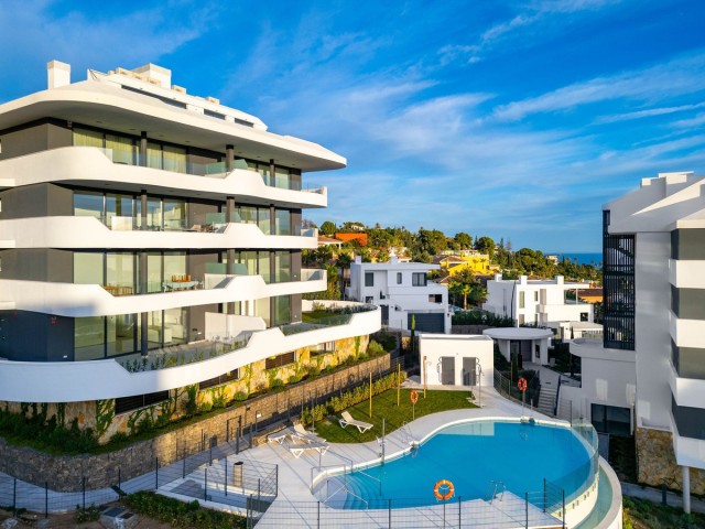 2 Bedrooms Apartment in Fuengirola