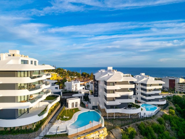 2 Bedrooms Apartment in Fuengirola