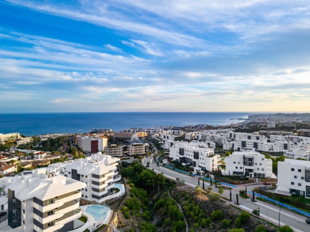 2 Bedrooms Apartment in Fuengirola