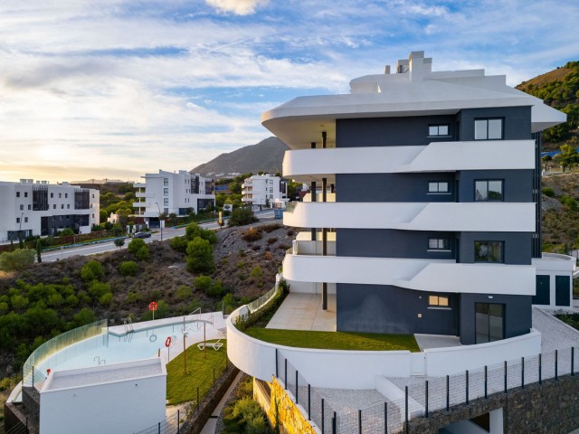 2 Bedrooms Apartment in Fuengirola