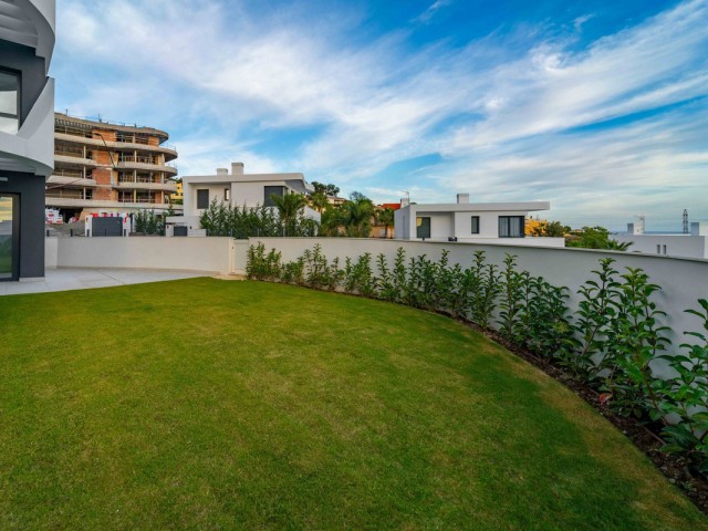 2 Bedrooms Apartment in Fuengirola