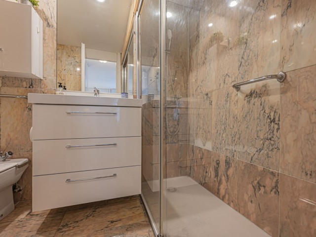 2 Makuuhuoneen Huoneisto Estepona