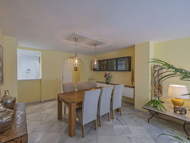 2 Makuuhuoneen Huoneisto Estepona