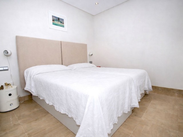 4 Bedrooms Apartment in Estepona