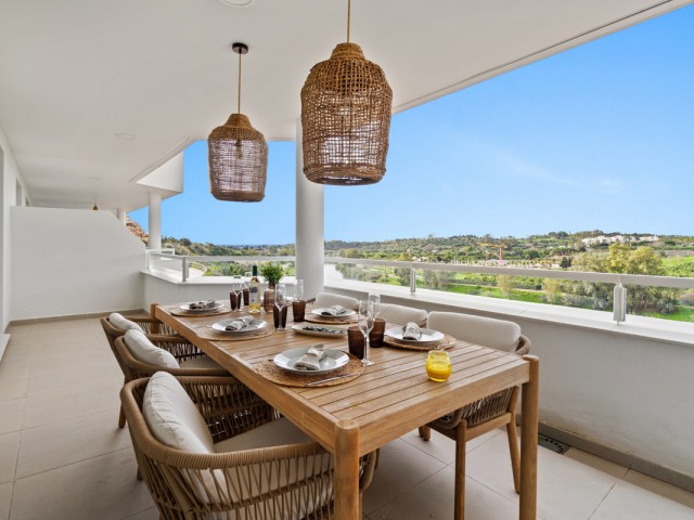 3 Bedrooms Apartment in Estepona