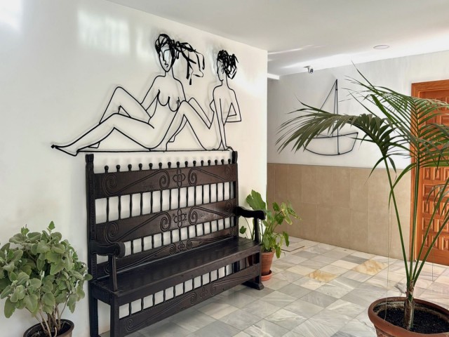 2 Bedrooms Apartment in Puerto Banús