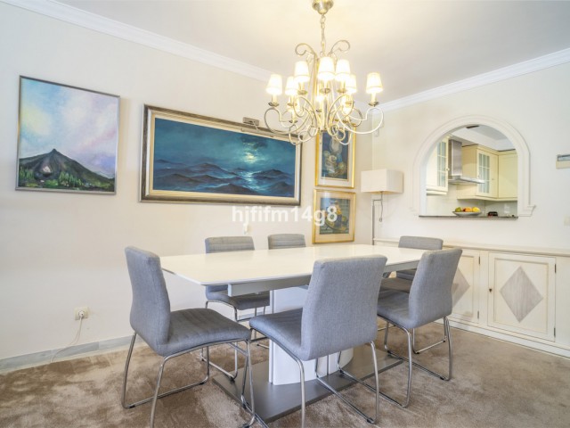 3 Bedrooms Townhouse in Nueva Andalucía