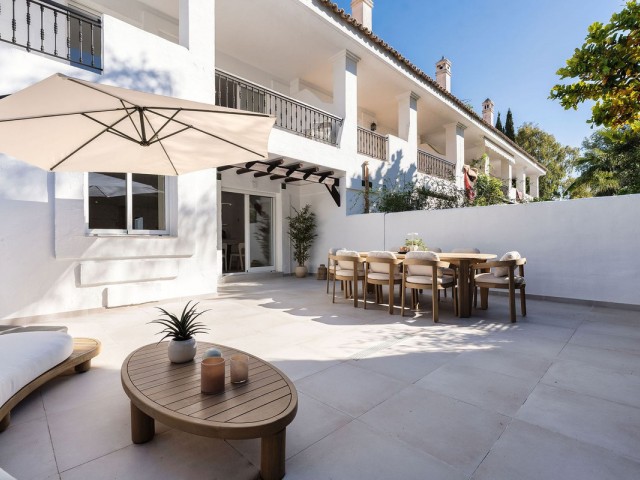 3 Bedrooms Townhouse in Nueva Andalucía