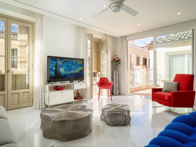 4 Bedrooms Apartment in Málaga Centro