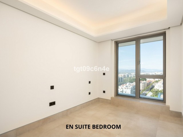 Appartement avec 3 Chambres  à Málaga