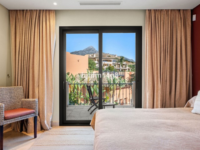 3 Bedrooms Apartment in Nueva Andalucía