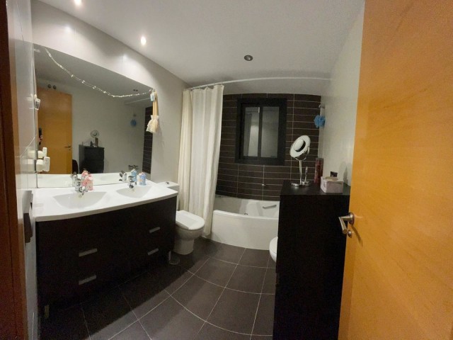 Apartamento con 3 Dormitorios  en Riviera del Sol