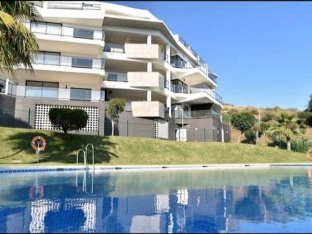 Apartamento con 3 Dormitorios  en Riviera del Sol