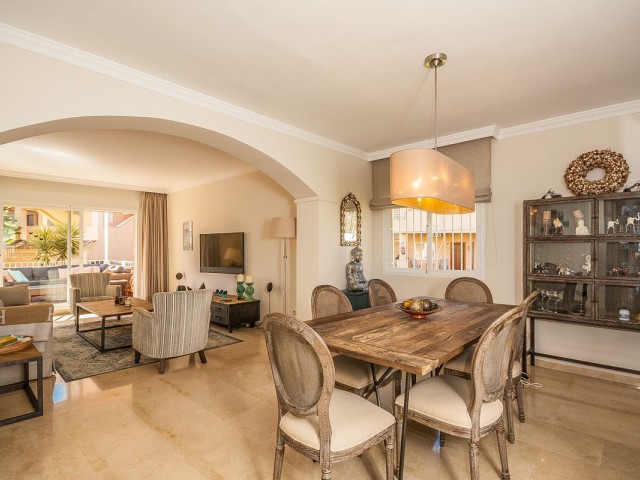 3 Schlafzimmer Apartment in Elviria