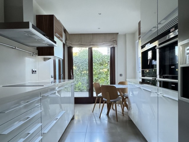 2 Bedrooms Apartment in Estepona