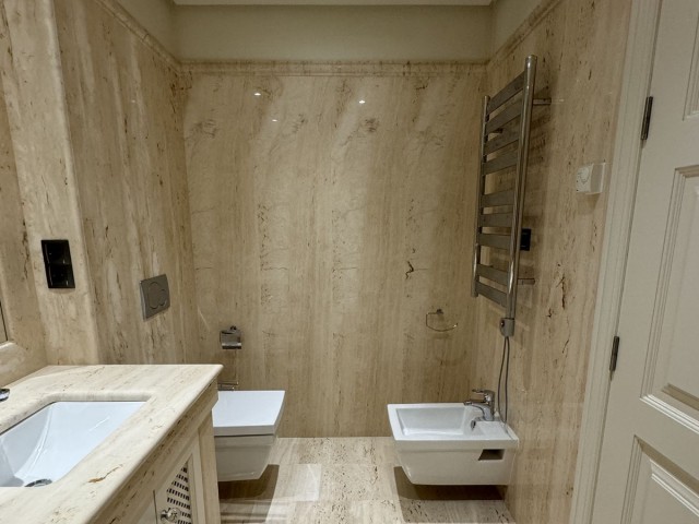 2 Makuuhuoneen Huoneisto Estepona