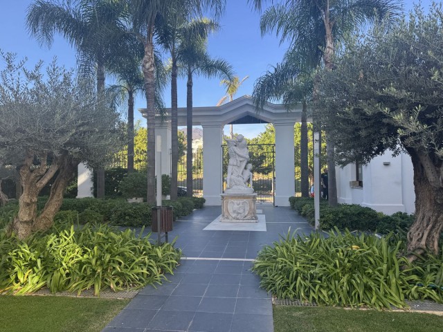 2 Makuuhuoneen Huoneisto Estepona