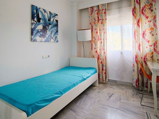 4 Bedrooms Apartment in Nueva Andalucía