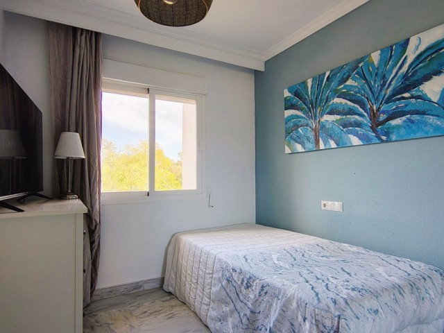 4 Bedrooms Apartment in Nueva Andalucía