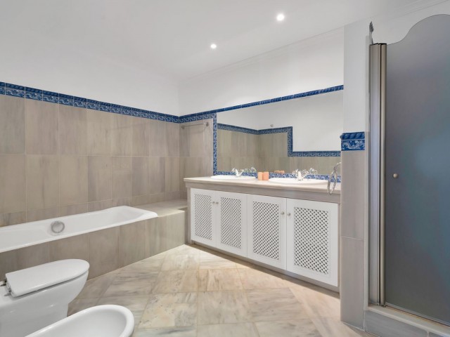 3 Sovrums Radhus i Benahavís