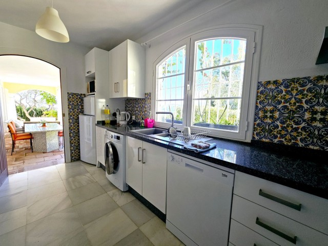 5 Makuuhuoneen Huvila Benahavís