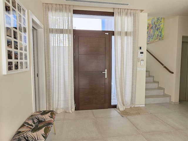 5 Schlafzimmer Villa in Riviera del Sol