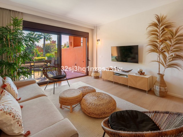 2 Bedrooms Apartment in Estepona