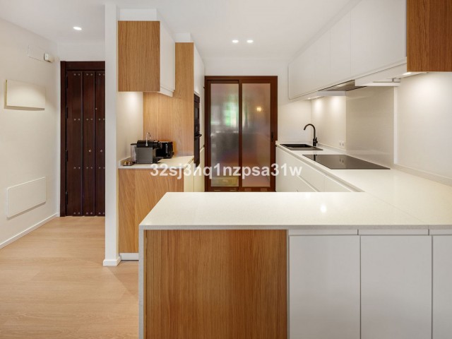 2 Bedrooms Apartment in Estepona