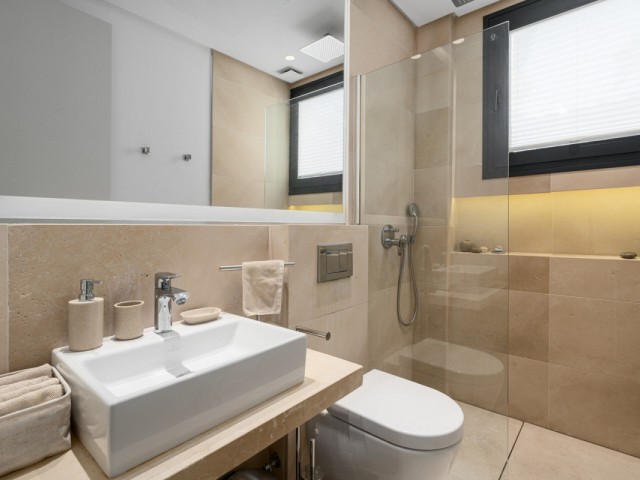 6 Bedrooms Villa in Nueva Andalucía