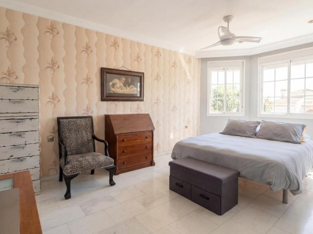 3 Schlafzimmer Reihenhaus in Nueva Andalucía