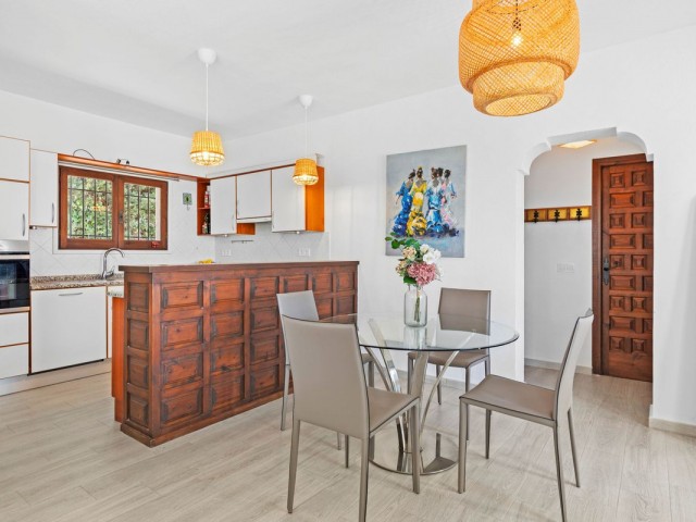 Villa con 5 Dormitorios  en Torrenueva