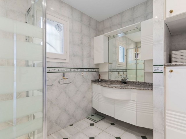 Villa con 5 Dormitorios  en Torrenueva