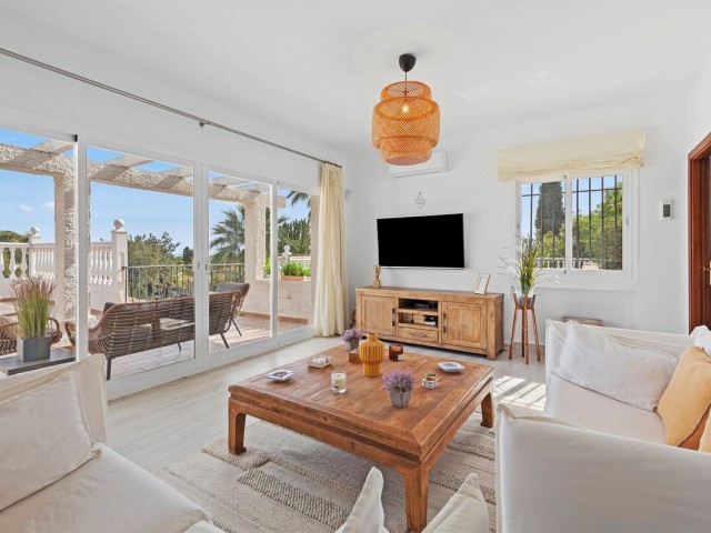 Villa con 5 Dormitorios  en Torrenueva