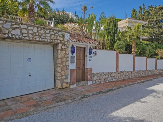 Villa con 5 Dormitorios  en Torrenueva