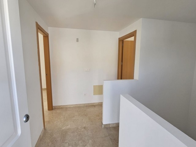 2 Schlafzimmer Reihenhaus in Doña Julia