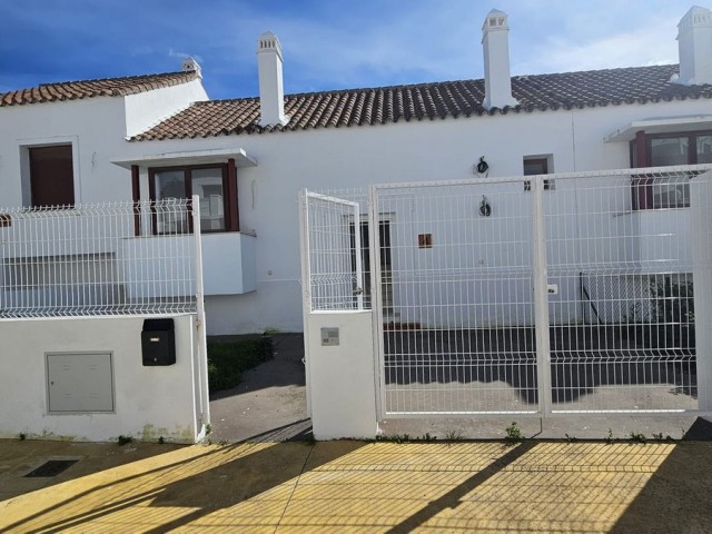 2 Schlafzimmer Reihenhaus in Doña Julia