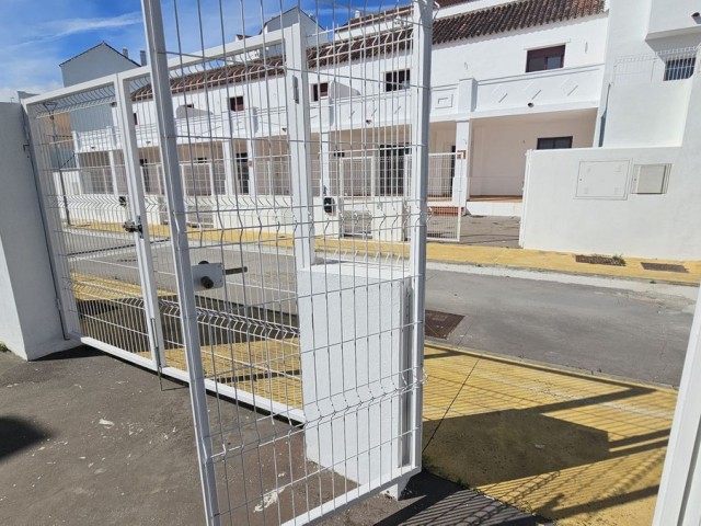 2 Schlafzimmer Reihenhaus in Doña Julia