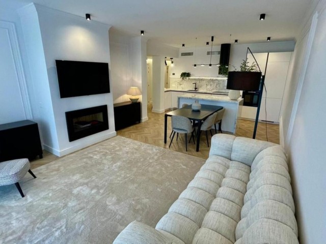 3 Makuuhuoneen Huoneisto Estepona