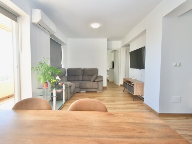 Apartamento con 2 Dormitorios  en Benalmadena