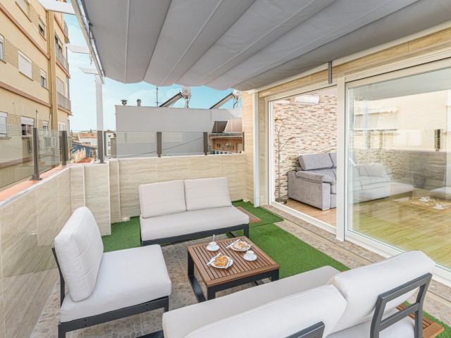 Apartamento con 3 Dormitorios  en Málaga