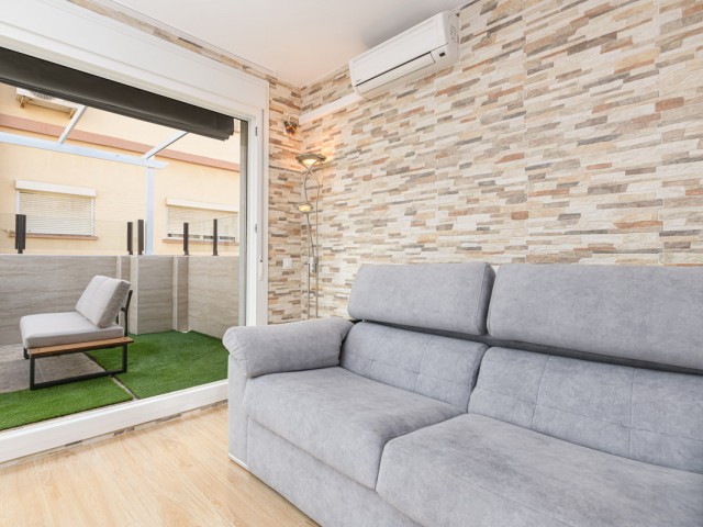 Apartamento con 3 Dormitorios  en Málaga